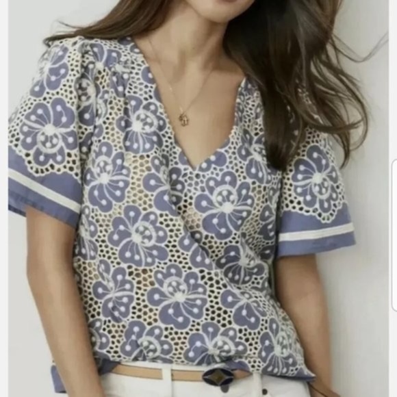 CAbi Tops - CAbi Inspire Top Embroidered